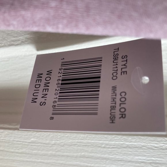 32 Degrees Cool Womens Pink T-shirt - New with tag - Picture 5 of 5